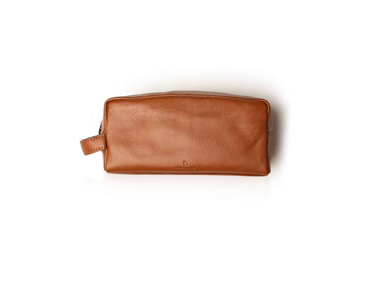 Classic Toiletry Bag - Cognac, Large